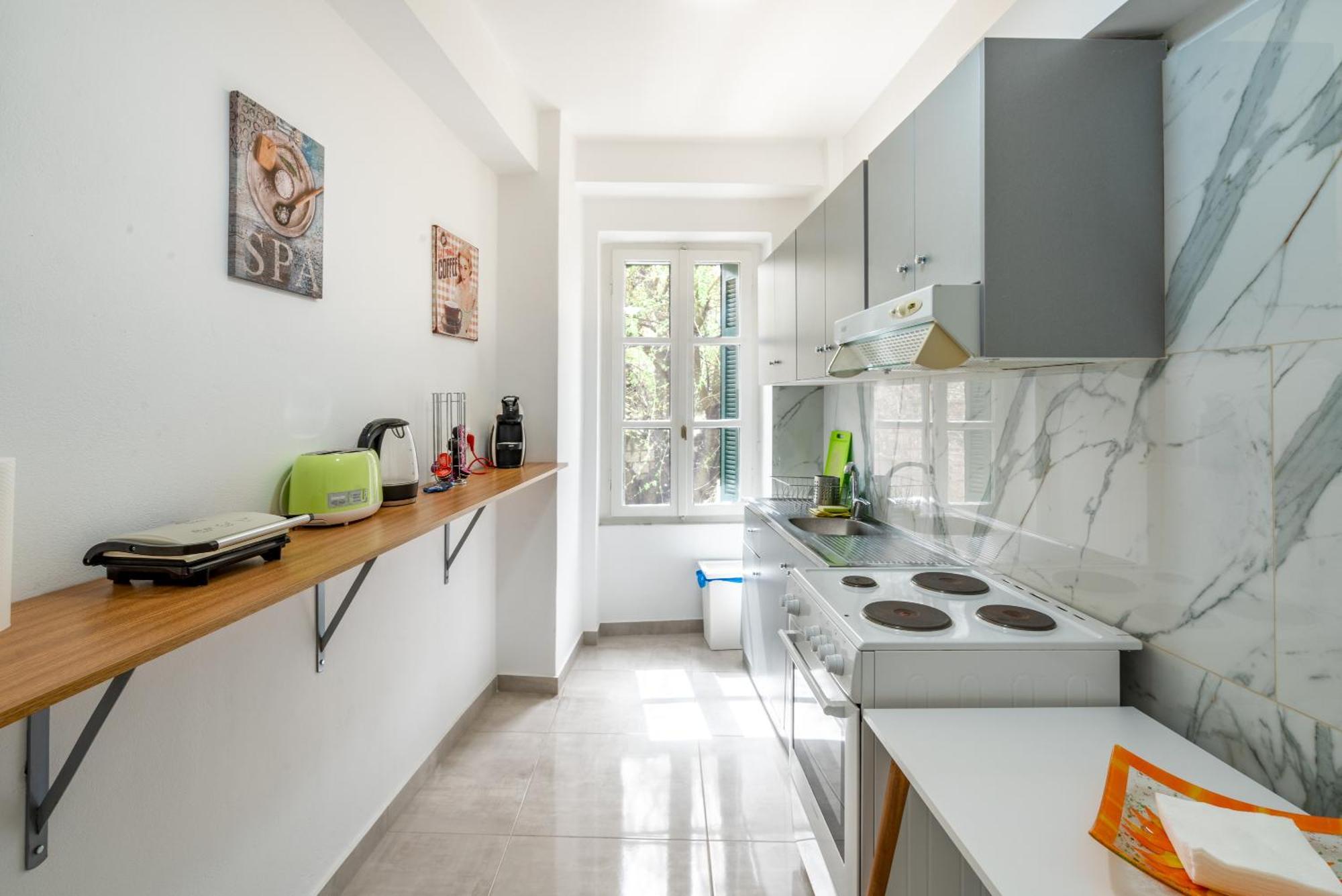 Psiri Gem: Historic Center Apartment with Balcony Athens Exterior photo